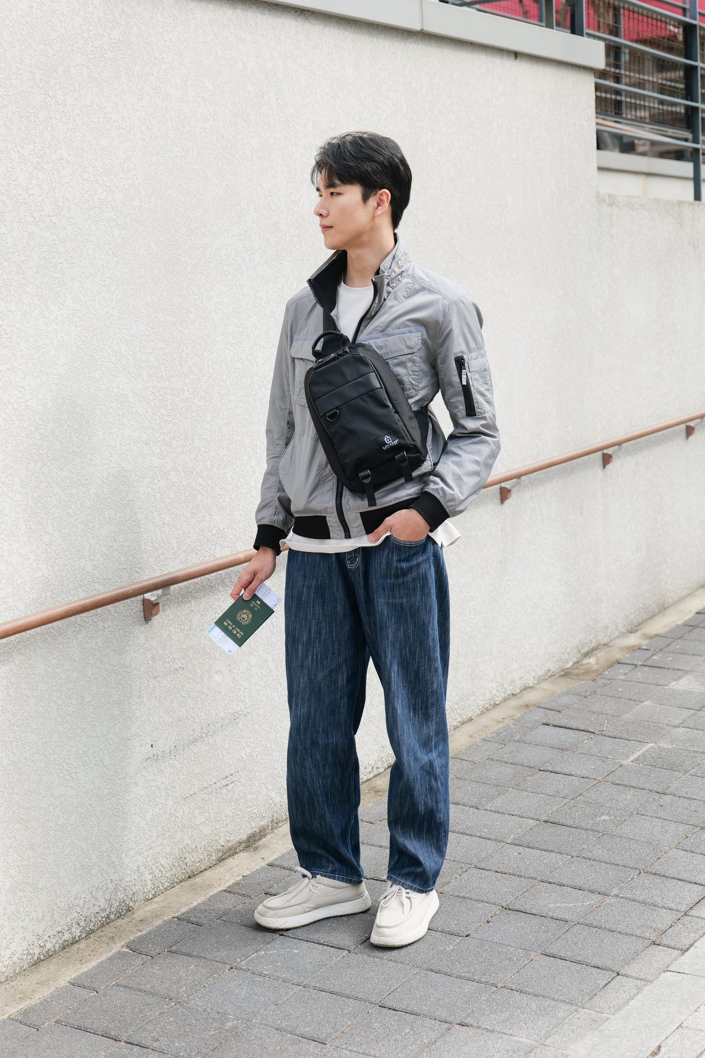 盗難防止スリングバッグ、スリ防止! スキミング防止まで!【LOCKEEP】